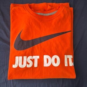 Nike long sleeve shirt size medium orange clean look